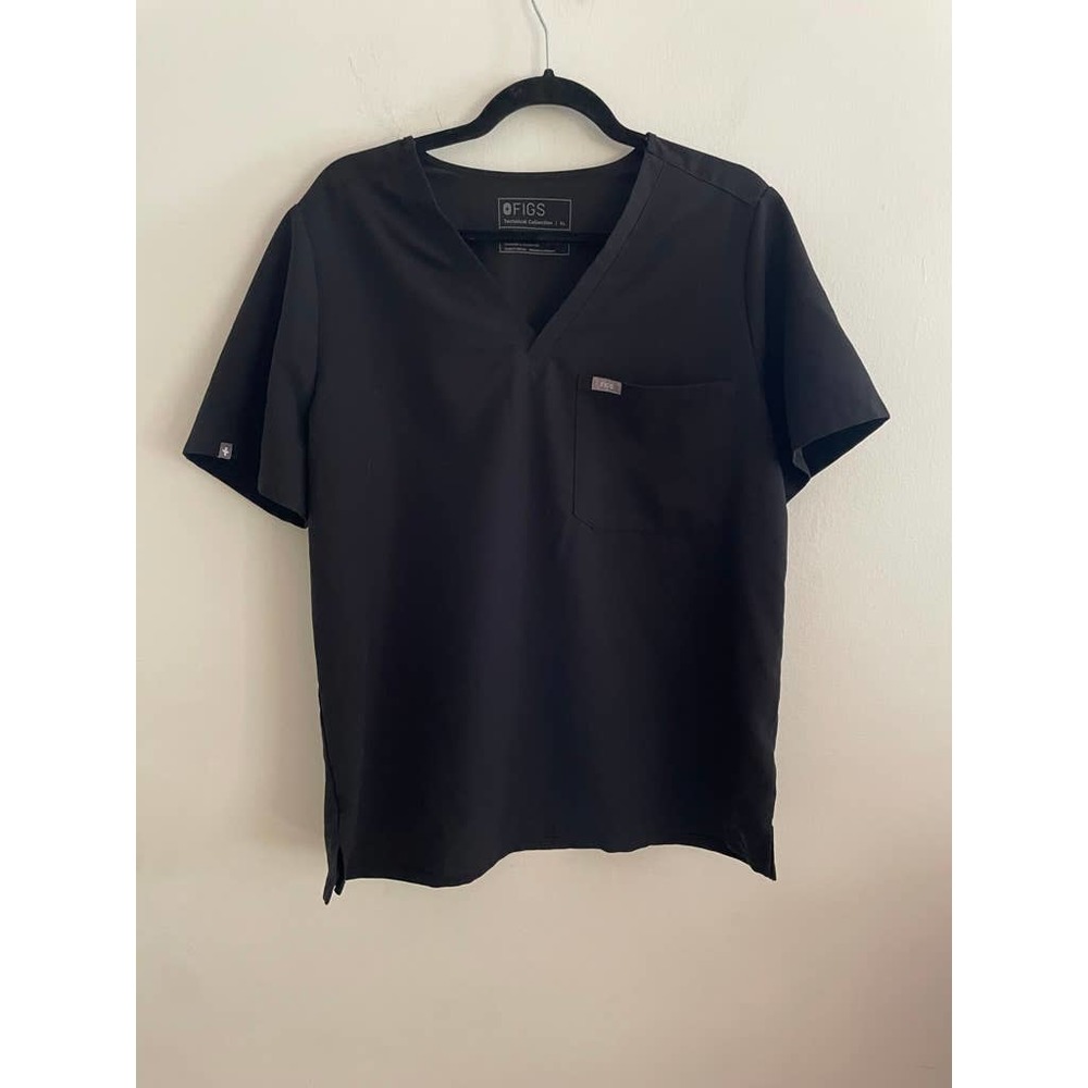 Figs Women's Catarina One-Pocket Scrub Top in Black Size XXL
